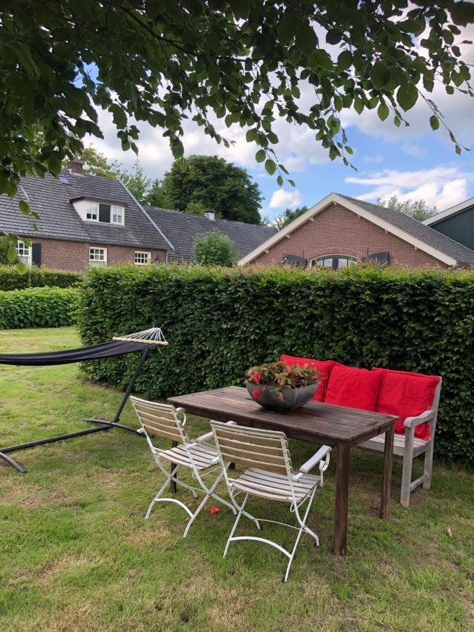 Gastenverblijf Op De Prins Hendrik Hoeve In Buren Buren  Exterior foto